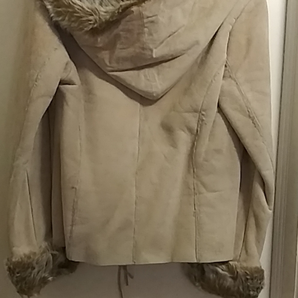 Suede Leather Waist Jacket - Picture 3 of 3